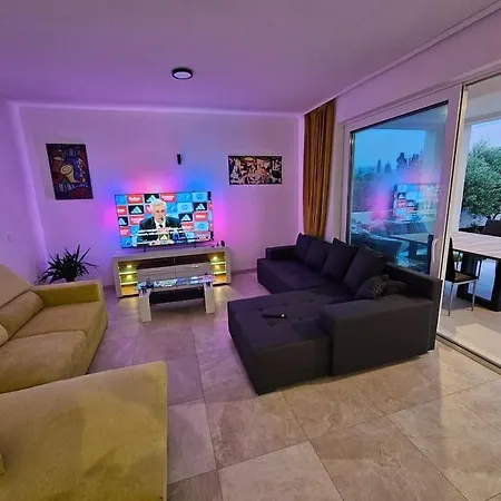 Villa Maestro
