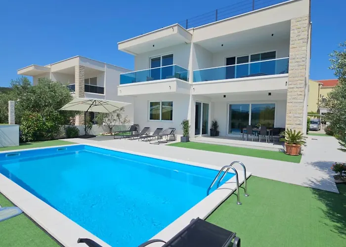 Villa Maestro Sreser